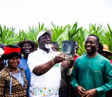 GOVERNMENT’S 100,000-HECTARE OIL PALM PROJECT GAINS MOMENTUM AS TCDA CEO VISITS CSIR-OPRI
